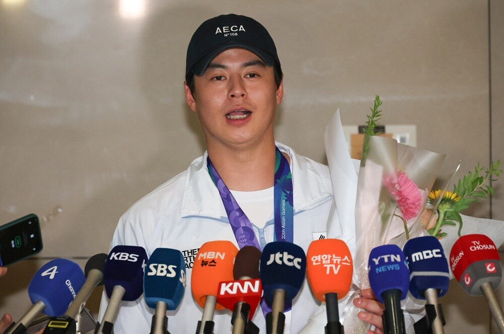 그 순간 '캡틴 노시환'이 한 말은? "도영이가 해줄 거야"…증명하겠다던 노시환, AG 金 해피엔딩