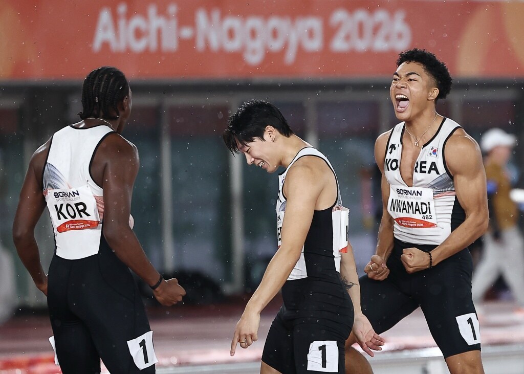 동메달→아! 태국이 동메달→아니다, 한국이 동메달...밤 12시까지 뒤집힌 메달 주인, 男 400m 계주 무슨 일?