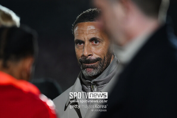 퍼디난드 작심발언 “맨시티, EPL 퇴출 안 돼도 괜찮아…우승 트로피만 반납하자, 간단한 문제”