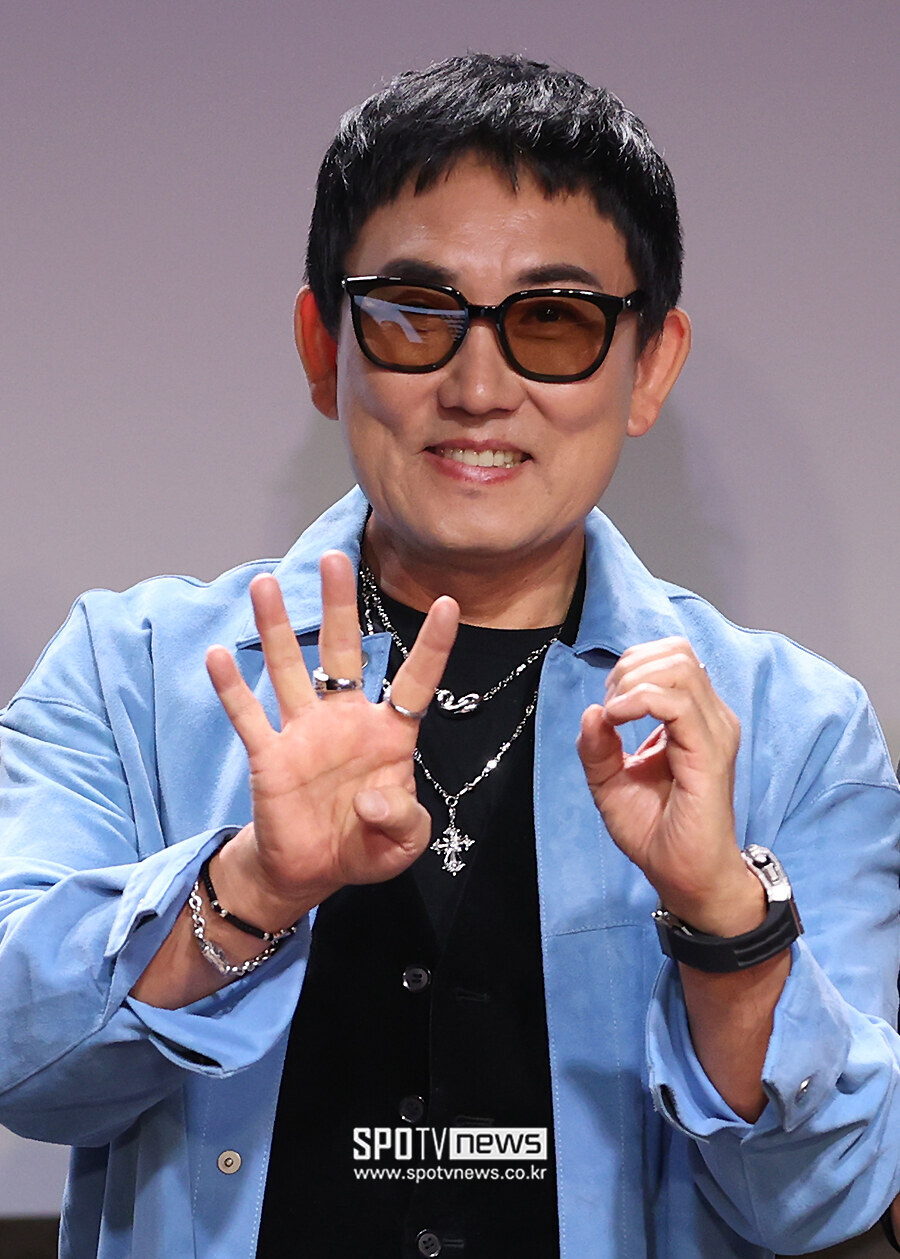이승철 "방탄소년단 월드컵 하프타임쇼 부러워…다시 태어나고파"