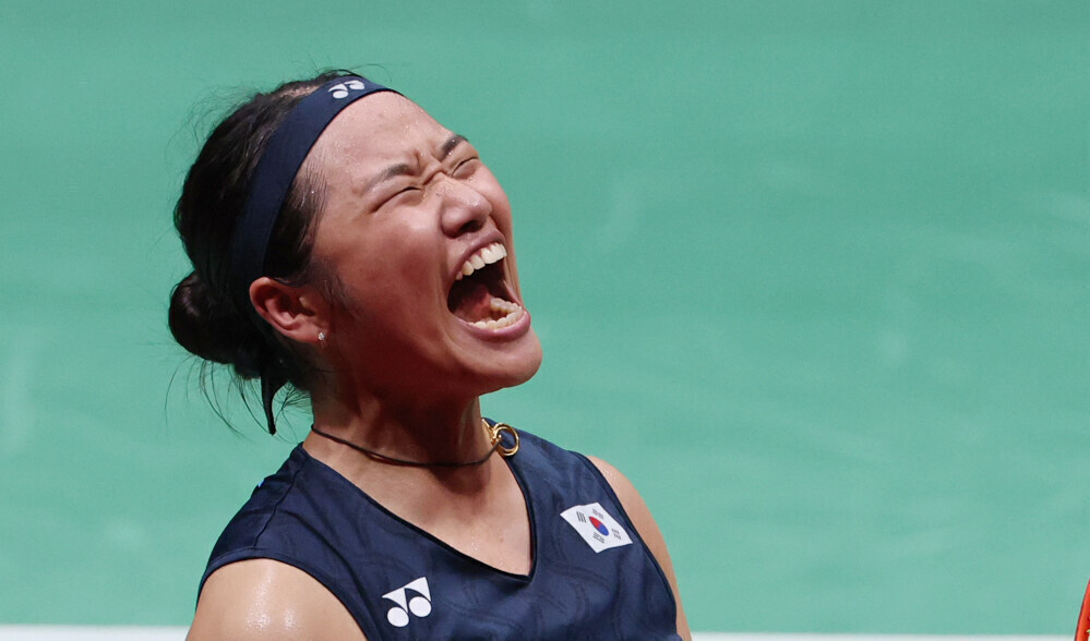 ▲ 세계랭킹 1위 안세영이 2026 아이치·나고야 배트민턴 여자 단식에서 일본의 야마구치 아카네를 꺾고, 사상 최초로 2회 연속 금메달을 목에 걸었다. ⓒ연합뉴스