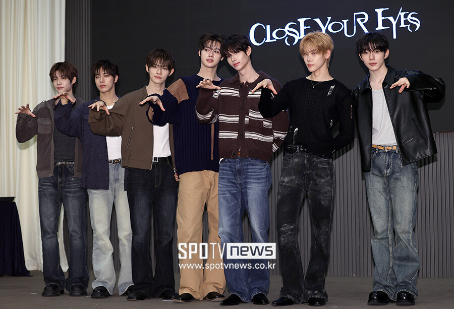 [포토S] 클로즈 유어 아이즈, '기대하세요'