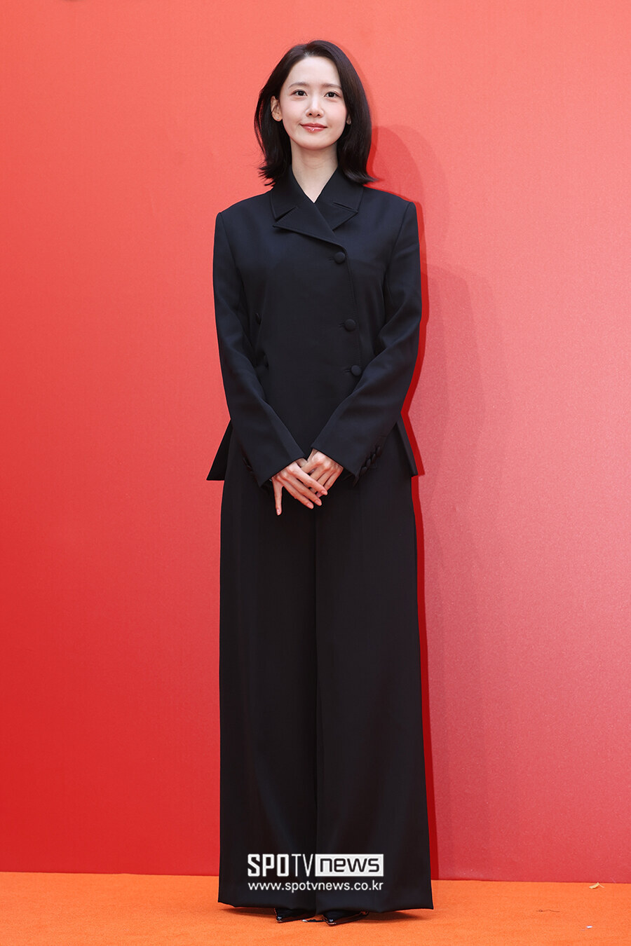 [포토S] 임윤아, '분위기 있는 블랙 정장'