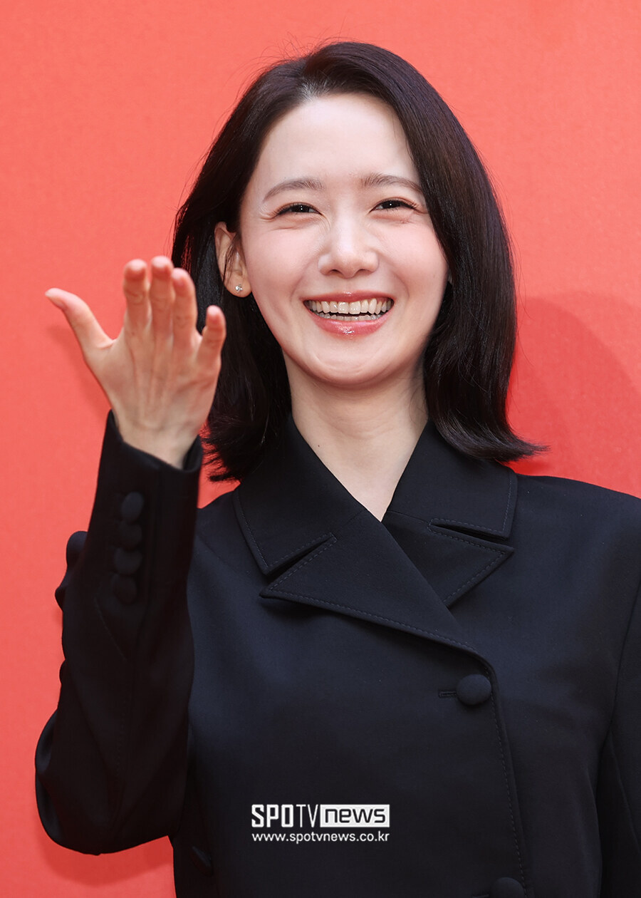 [포토S] 손키스 날리는 윤아