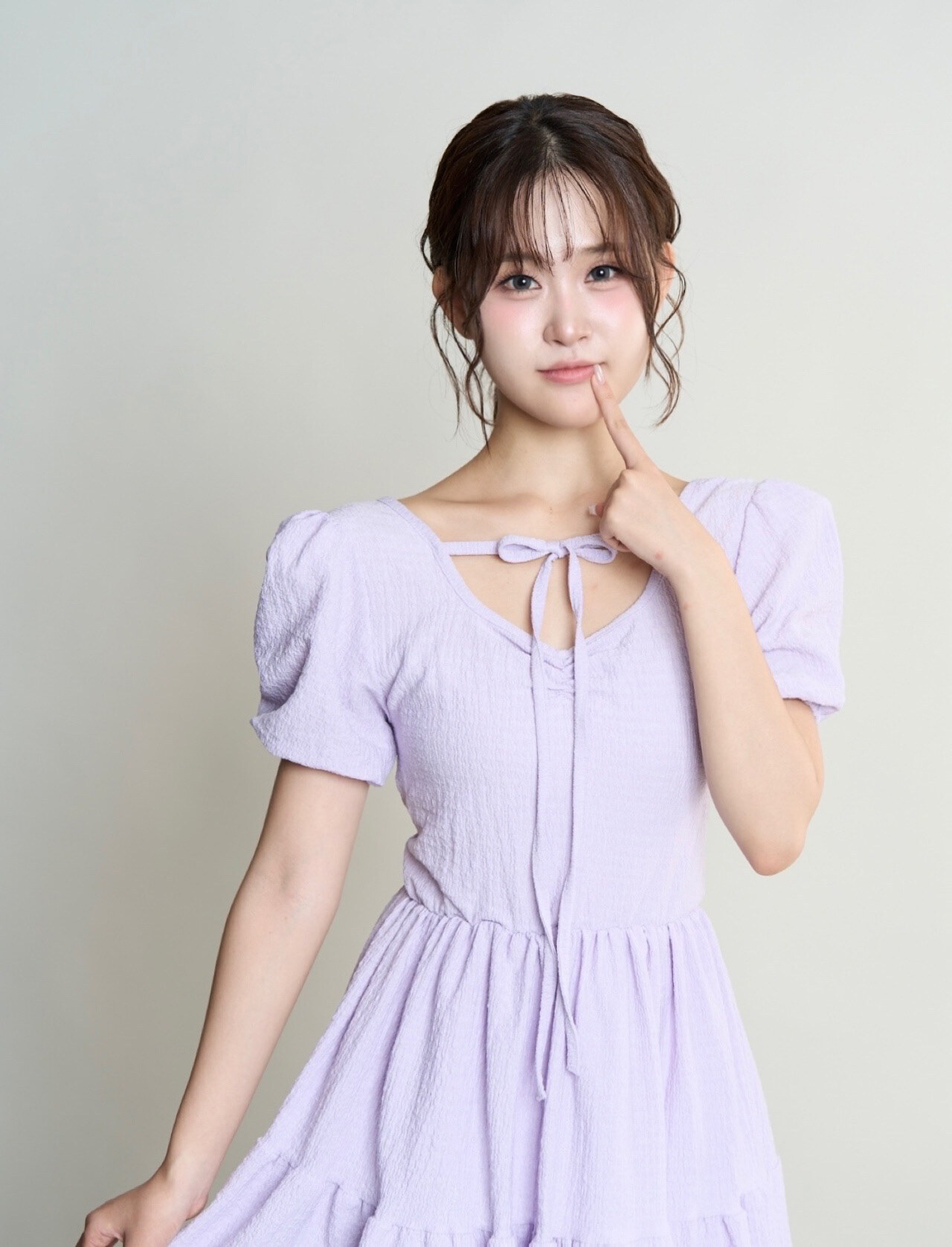 김다현, 부산국제영화제 전야제 MC 발탁…개막식 레드카펫 올라