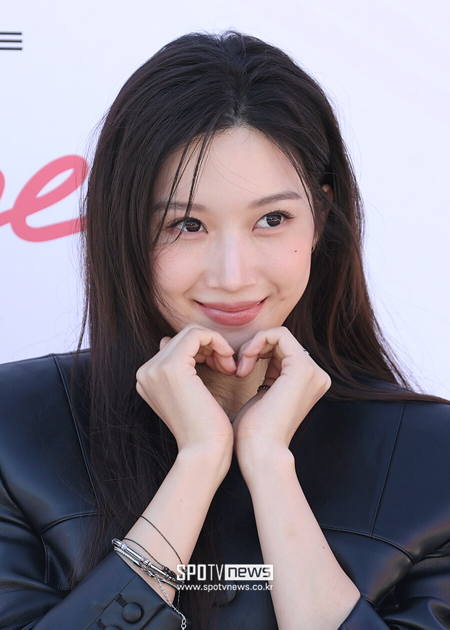 [포토S] 문가영, '하트 뿅'