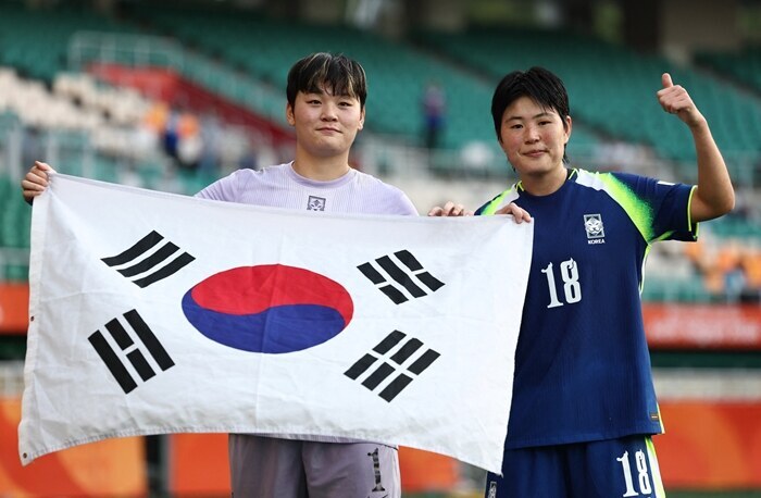 '만리장성 쇼크' 한국 축구에 지다니 경질론 폭발…0-1 패배 → 노메달, 중국 여자축구 "역사상 최악의 감독"