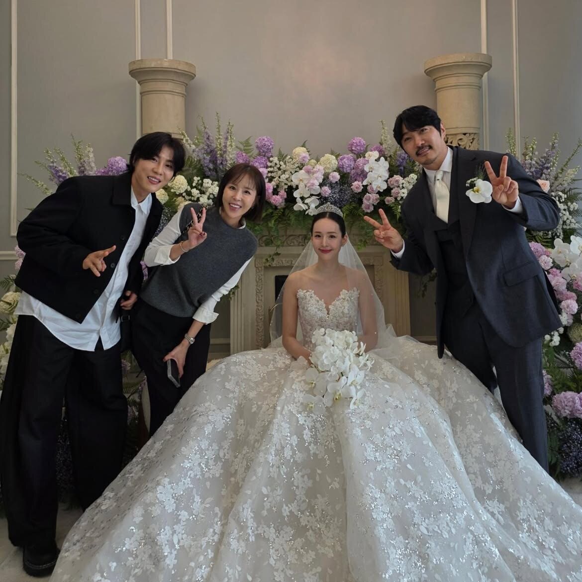 ▲ 왼쪽부터 문원, 신지, 방예원, KCM. 출처| 신지 인스타그램