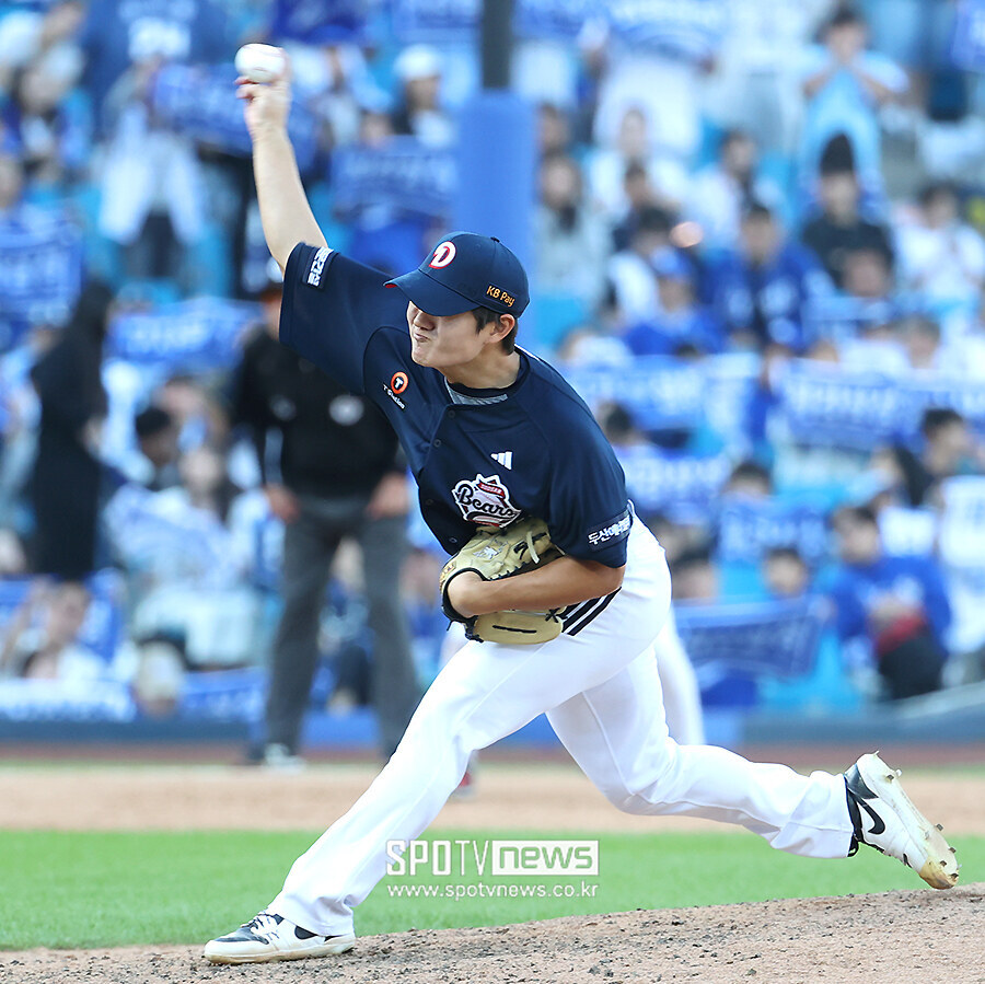 [포토S] 역투하는 김택연