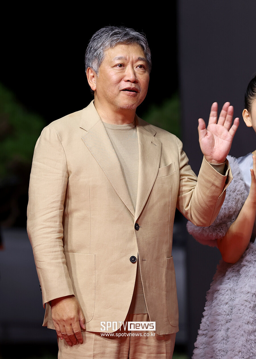 [포토S] 고레에다 히로카즈 감독, '거장의 인사'
