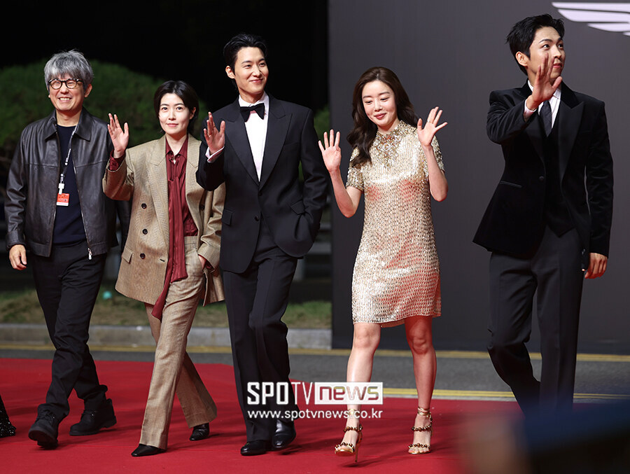 [포토S] '낮과 밤은 서로에게'팀, '함께 레드카펫 밟으며'