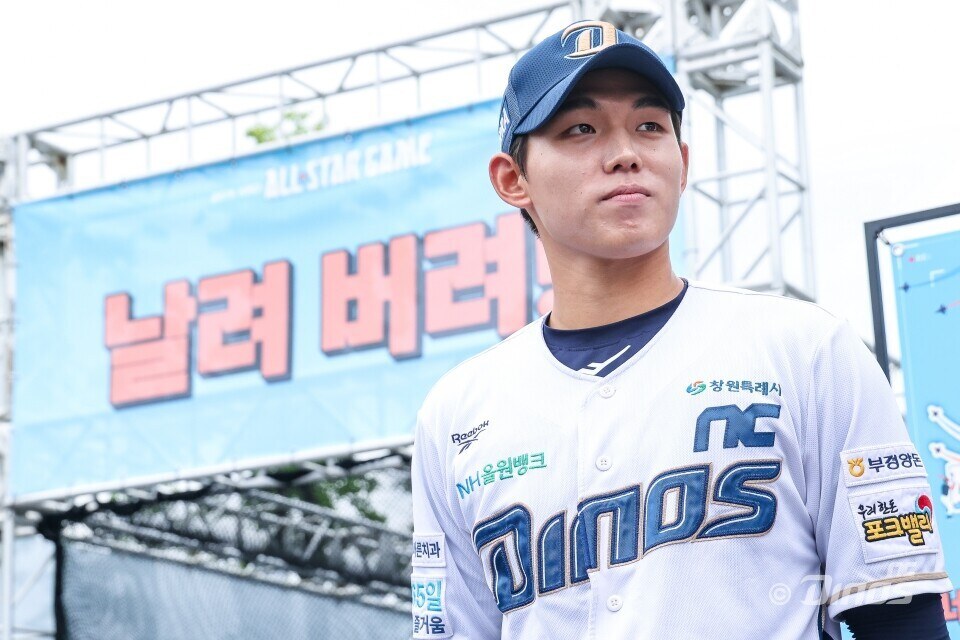 ▲ NC 신인 신재인은 2026년 신인 드래프트 전체 2순위, 야수 중에서는 첫 번째로 지명돼 NC 다이노스 유니폼을 입었다. ⓒ NC 다이노스