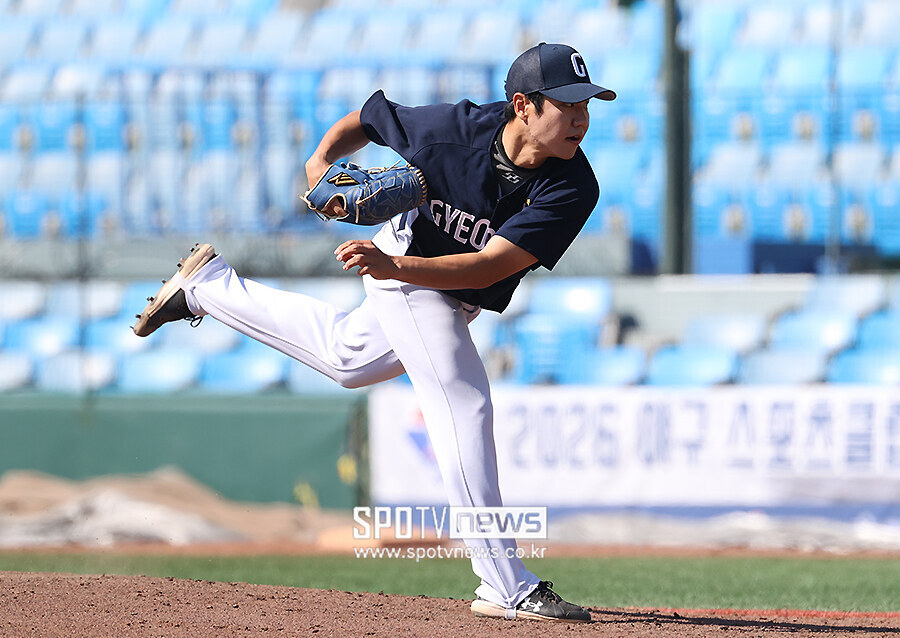 [포토S] 경기 김성재, '온 힘을 다해'