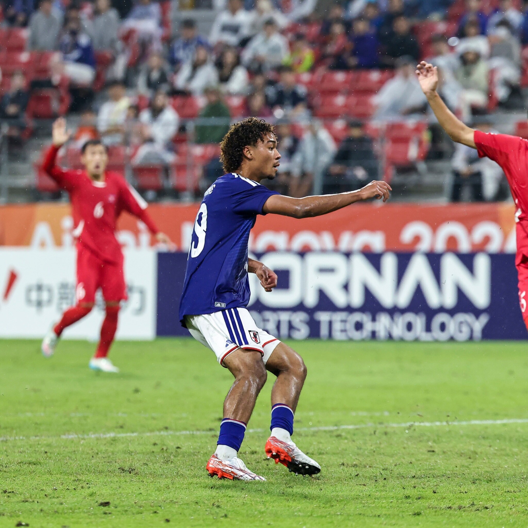 ▲ 한국은 아시안게임 최초의 남자 축구 4연패라는 새 역사를 썼다. 일본은 안방에서 16년 만의 우승 꿈이 무산된 데 이어 유럽파 골게터 장기 이탈 가능성까지 떠안게 됐다. 이중고다. ⓒ 은와디케 우체 브라이언 세오 SNS