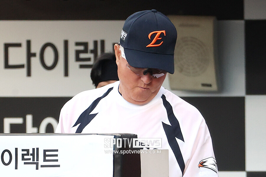 [포토S] '한화와 동행 끝' 김경문 감독, '오늘이 마지막'