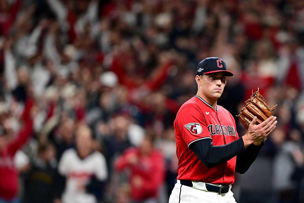 야수들 누워있어도 이기겠네…9이닝 27아웃 中 삼진이 21개, MLB 가을야구 신기록 나왔다