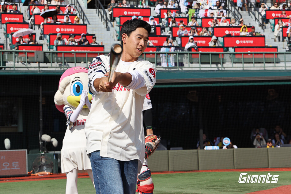 ▲ 2027 KBO 신인드래프트 2라운드 전체 14순위로 롯데 자이언츠의 지명을 받은 배종윤 ⓒ롯데 자이언츠