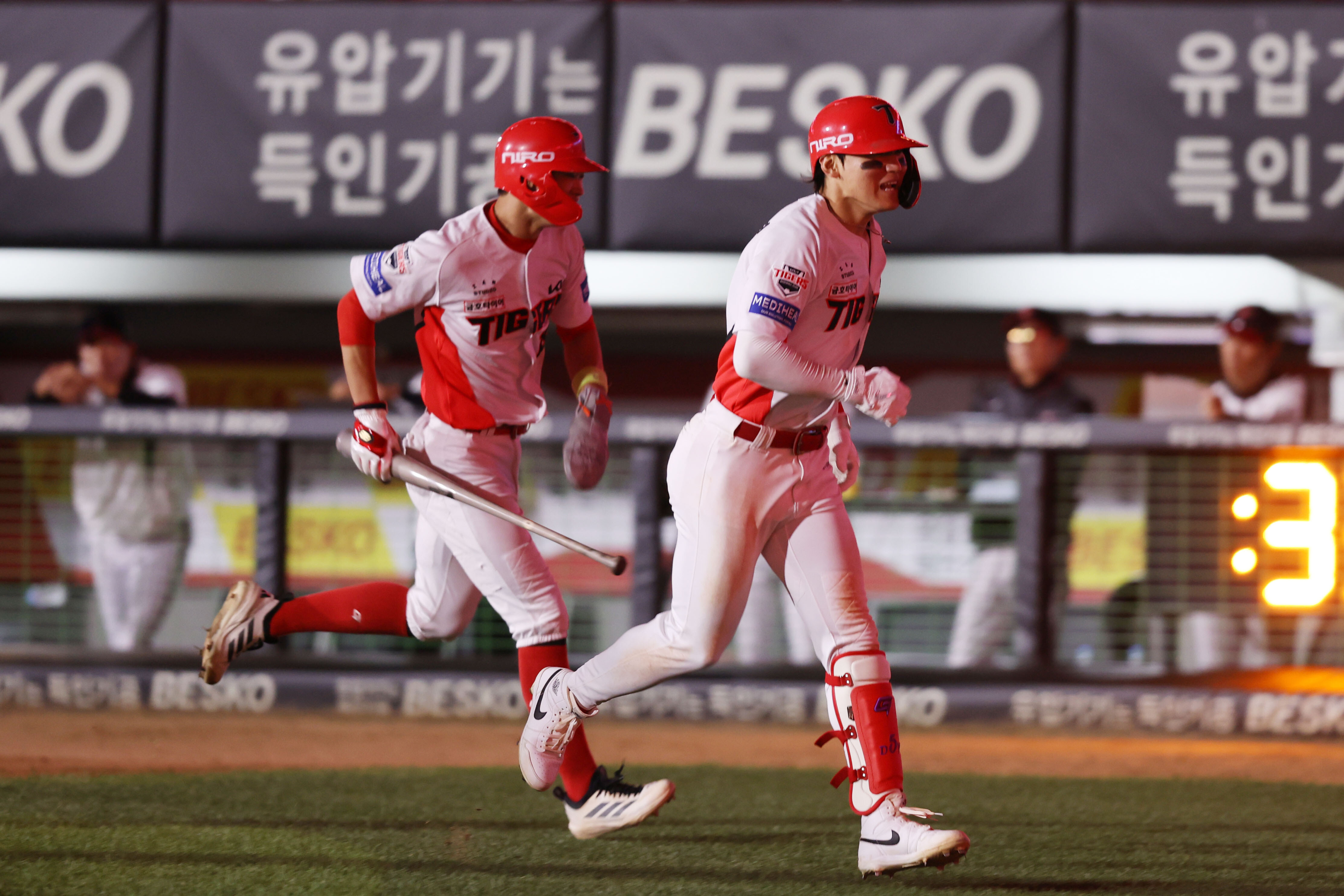 ▲ 박재현(왼쪽)과 김도영.&nbsp;ⓒ KIA 타이거즈