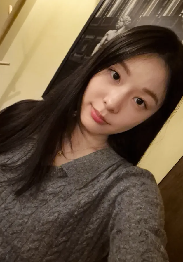 '임신설 즉각 부인' 김연아, 한달 만에 올린 곰 인형 사진에 팬들 또 "혹시 베이비?"