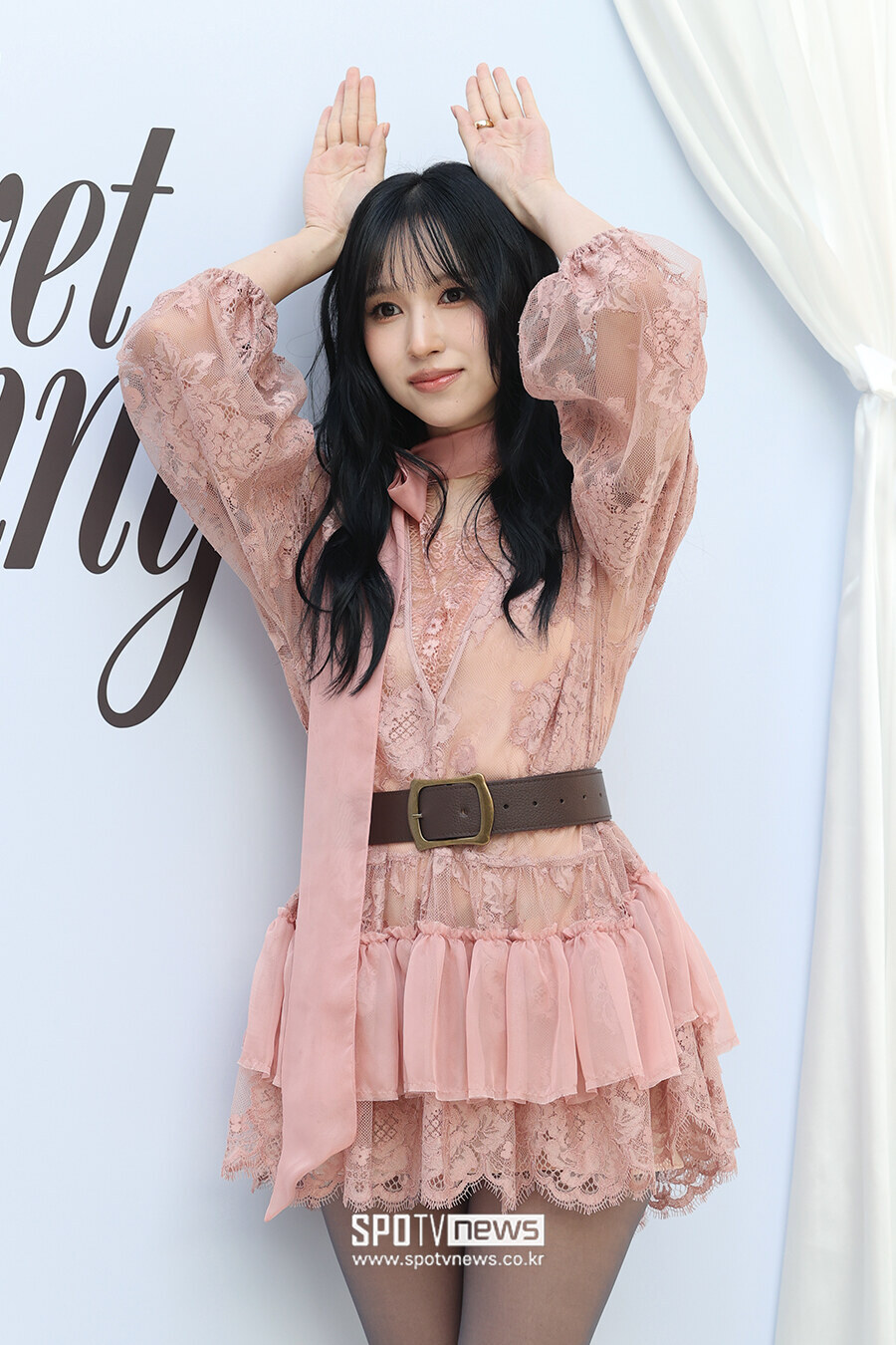 [포토S] 트와이스 미나, '깜찍 토끼'