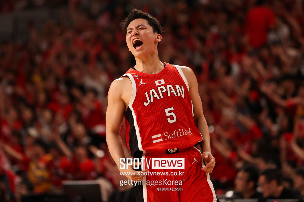 "키 작다고 기회조차 안 준다" 170㎝ 현실판 송태섭 방출에 NBA 명장도 작심 옹호…"정말 훌륭한 포인트가드" 단신 1번 출신 감독이 직접 감쌌다