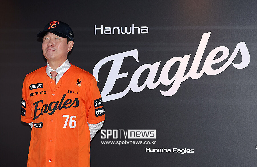 [포토S] 류지현 감독, '한화 제 15대 감독'