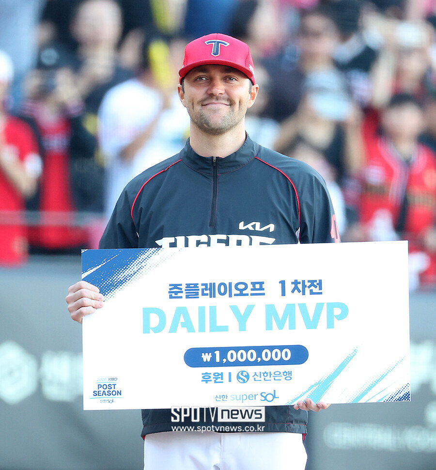 [포토S] 네일, '준플레이오프 1차전 MVP'