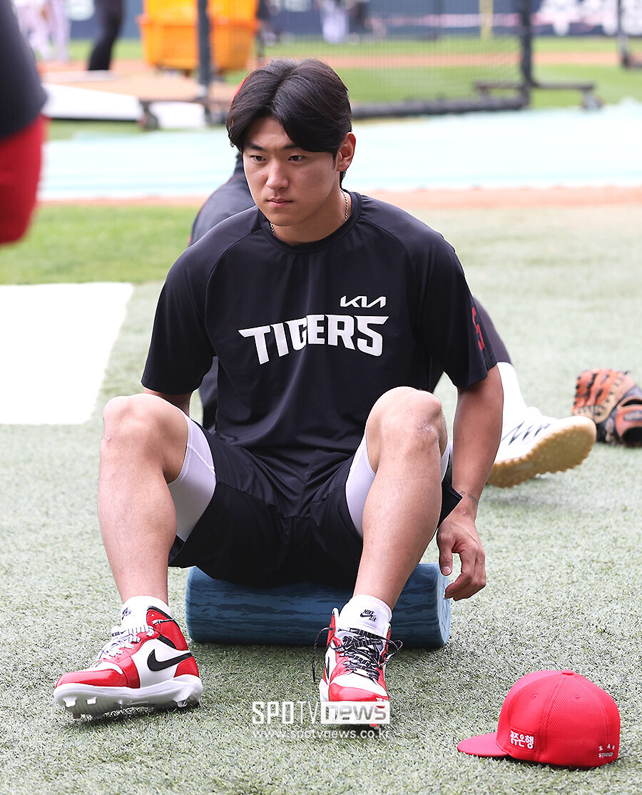 [포토S] 몸 푸는 김도영