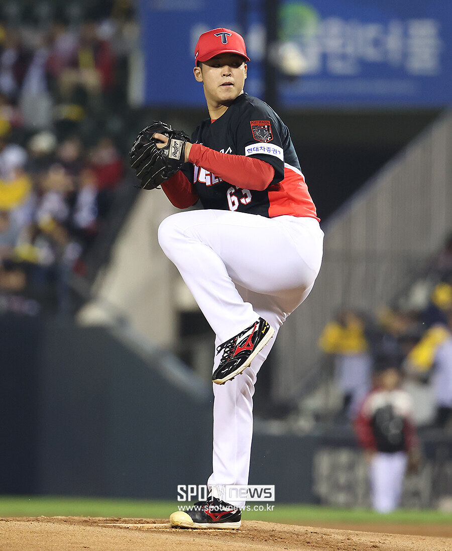 [포토S] 시라카와, '힘찬 키킹'