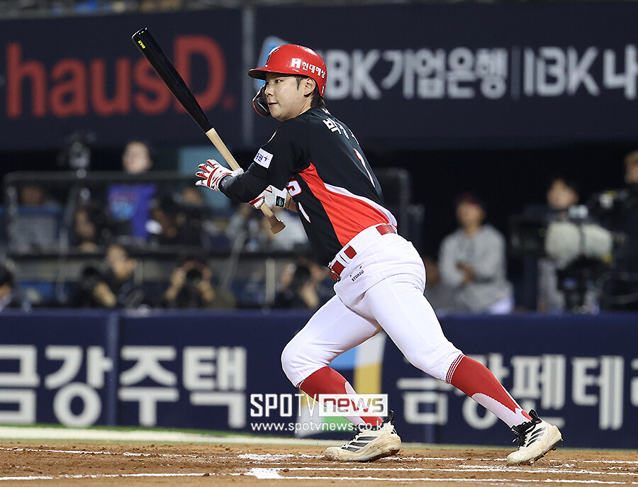 [포토S] 적시타 날리는 시라카와