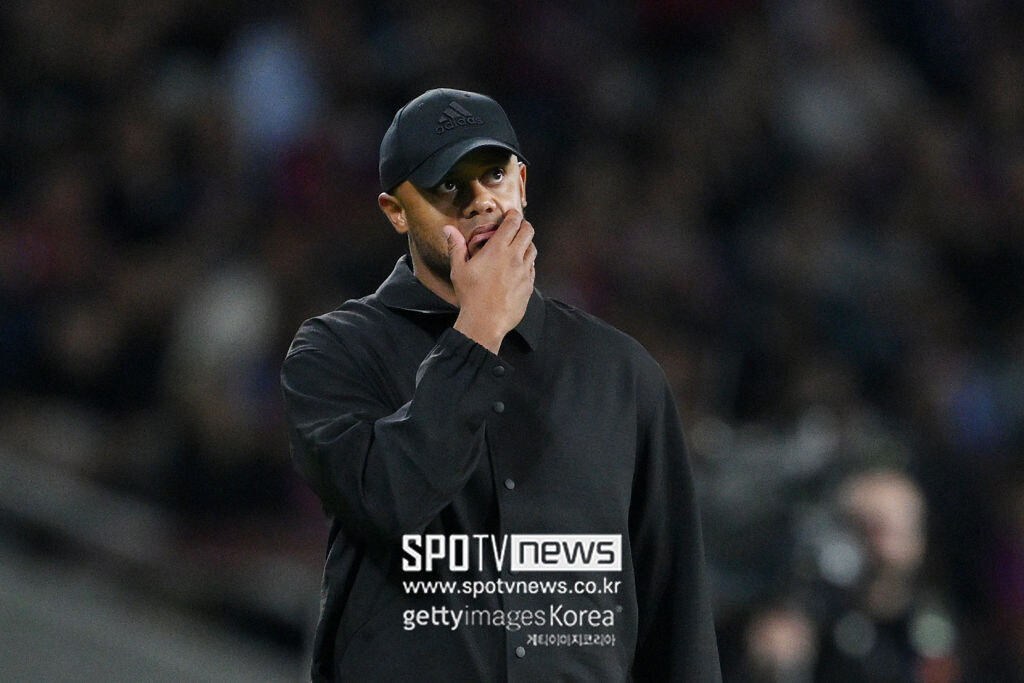 '김민재 뮌헨 초비상!' 바이러스 감염에 UCL 결장 가능성…"걸을 때도 다리가 아프다" 콤파니 감독, 아스널전 기자회견도 불참