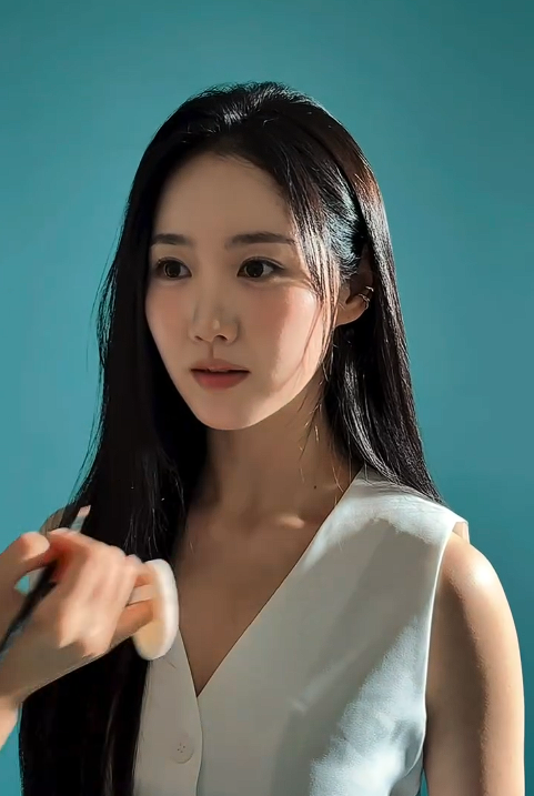 '빵꾸똥꾸' 진지희 맞아? 성숙美 물씬 28세 여배우 미모에 '감탄'