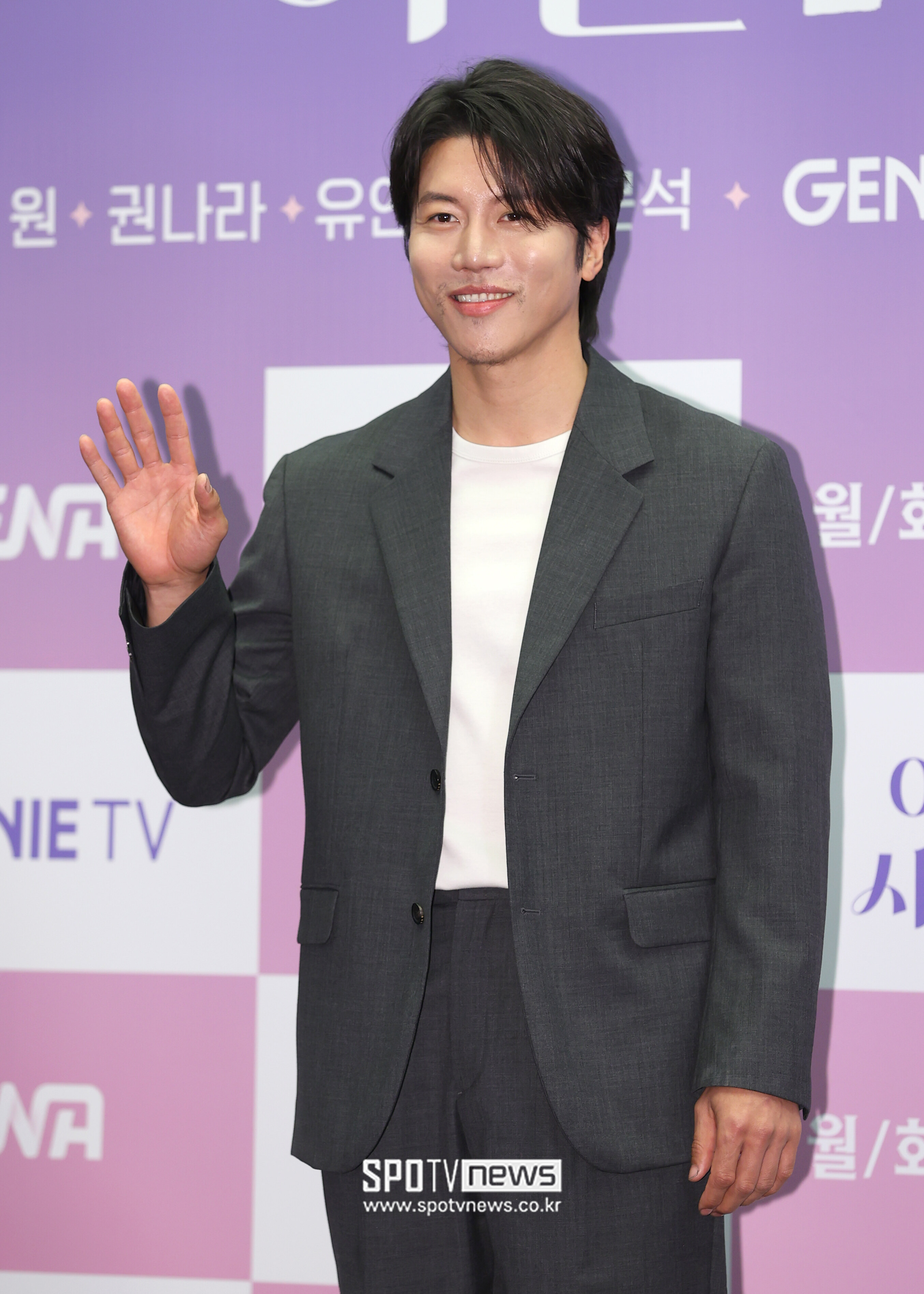 '44세' 음문석, '♥모델' 여친과 깜짝 결혼 소감…"행복하게 살 것"[전문]