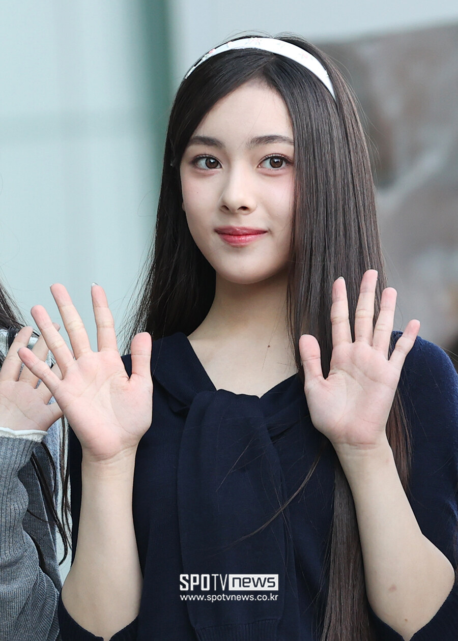 [포토S] A2O LITE 오아, '고전미 느껴지는 얼굴'