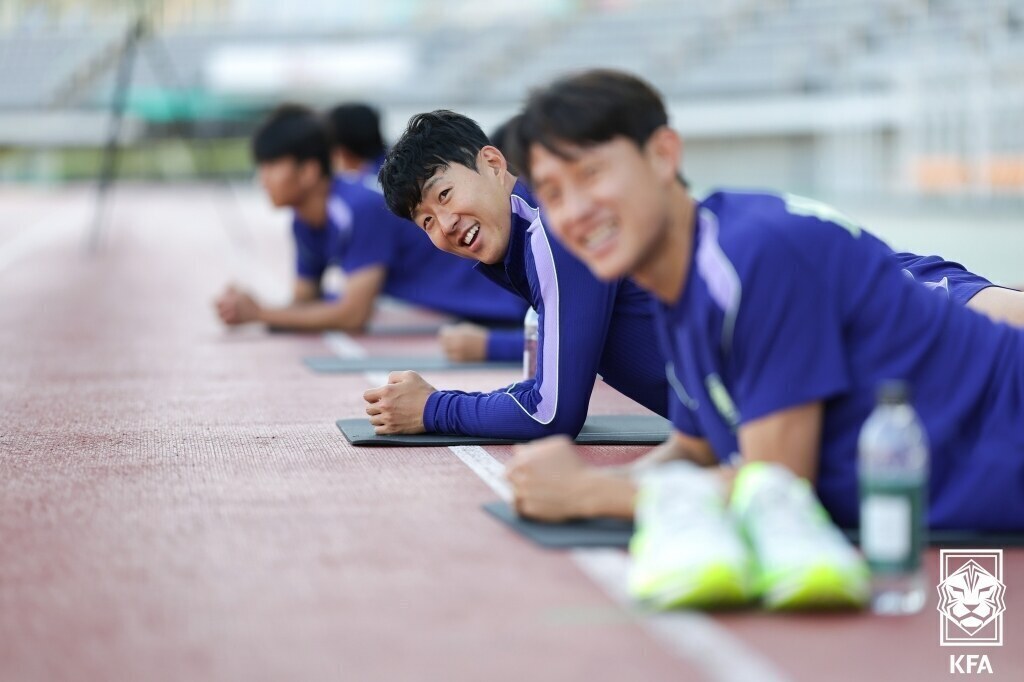 ▲ 중국과 일본 언론까지 손흥민 호칭 논란을 비중 있게 다뤘다. 선수단 내부의 갈등이 실제로 어느 수준에 이르렀는지 국내에서도 대표팀을 향한 시선도 싸늘해지고 있다. ⓒ 대한축구협회