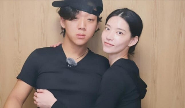 신상 밝혀진 양홍원 모텔 동행女, 입 열었다 "침대-바닥 따로 자..폭로자가 공사 친 것"