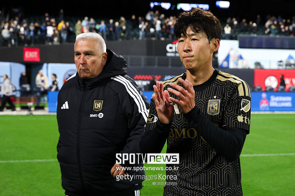 손흥민 운도 참 없네! 골 넣었는데 취소 → 16호 도움도 살짝 모자랐다…LAFC, 갤럭시와 2-2 무승부 'PO 진출은 확정'