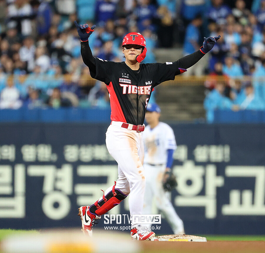 [포토S] 세리머니 하는 김도영