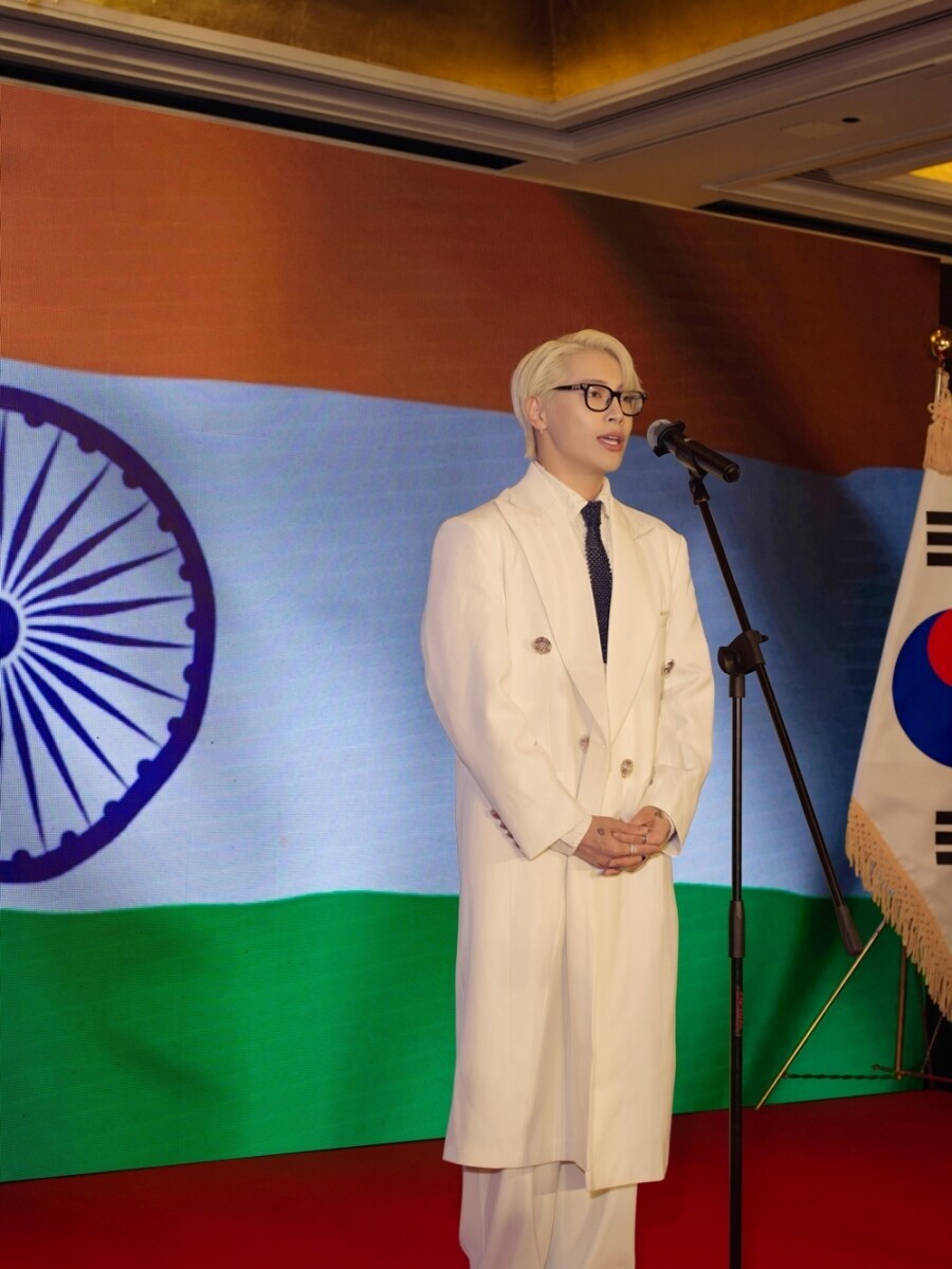 아우라, 인도 뭄바이 한가운데서 애국가 열창…주뭄바이 대한민국 총영사관 주최 국경일 행사 공식 초청