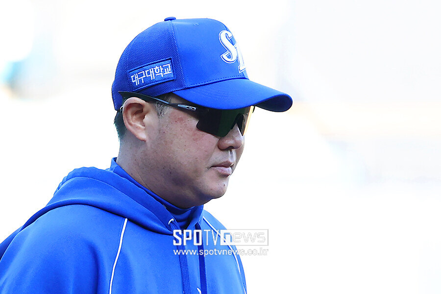 [포토S] 생각에 잠긴 박진만 감독