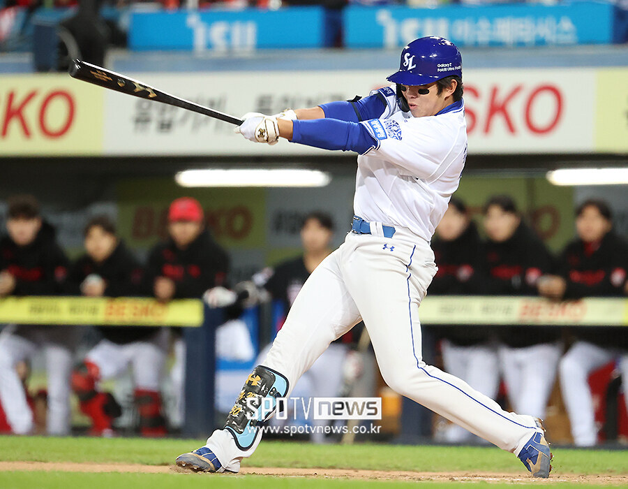 [포토S] 김영웅, '병살은 안 돼!'