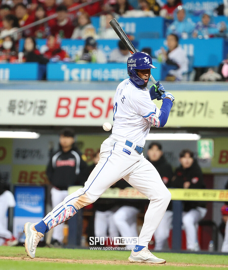 [포토S] 사구 맞는 디아즈