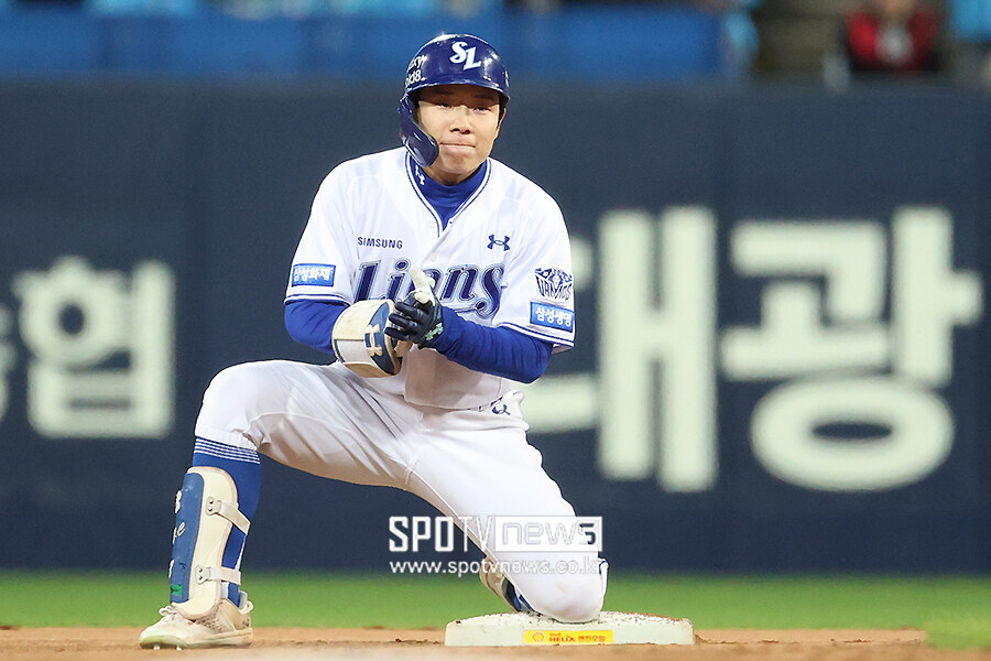[포토S] 1타점 2루타 날린 김지찬