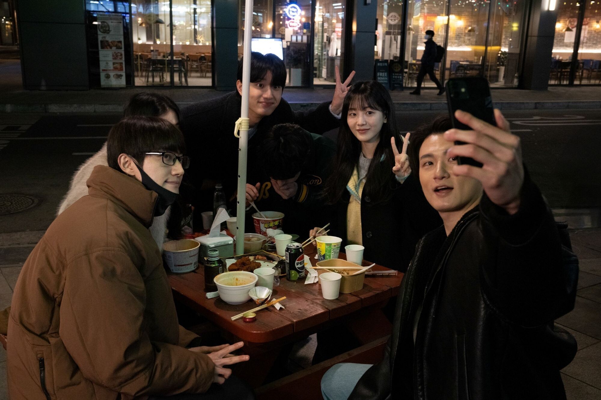 "난 복 받은 감독"…'최종면접' 김재원→강유석, 5000대 1보다 핫한 '원픽'들의 앙상블[종합]