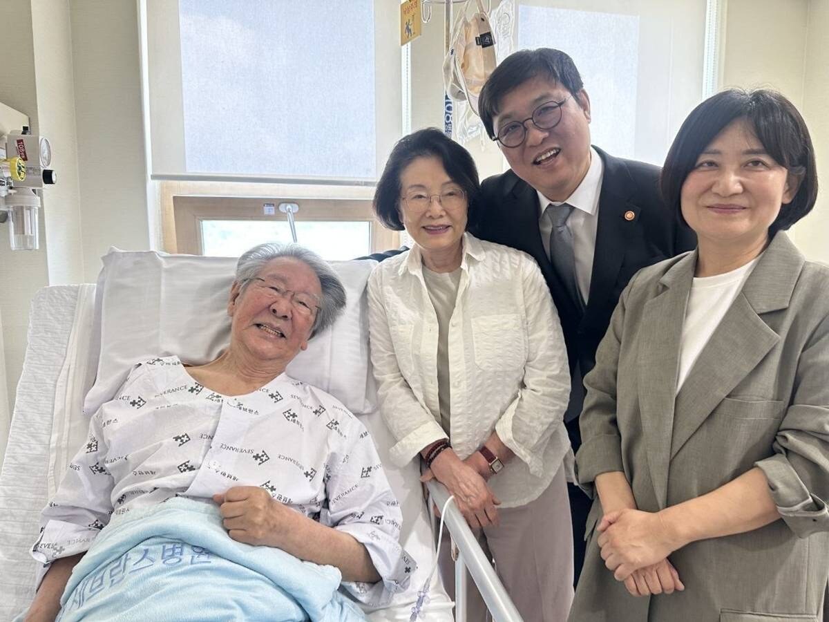 최불암, 4개월 전 밝게 웃었는데…"퇴원하면 막걸리 한잔" 약속 남기고 별세[이슈S]