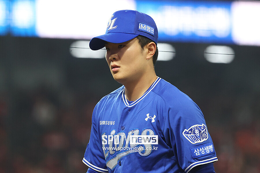 [포토S] 더그아웃 향하는 이승민