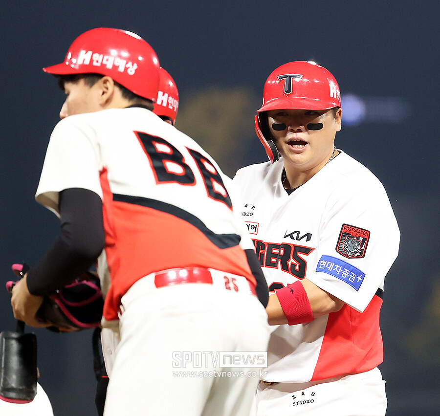 [포토S] 한준수, '5차전까지 간다'
