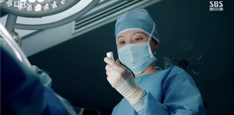 김지원, 46년 죄책감에 갇힌 환자 구원...비극 끝낸 감동 수술에 17.5%('닥터X')