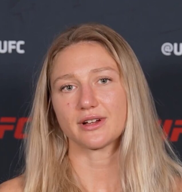 "아름다운 무패의 여왕" 얼굴로 화제된 유럽 미녀 파이터, UFC 데뷔…12승 무패 9KO 전적 "항상 피니시하는 것이 목표"