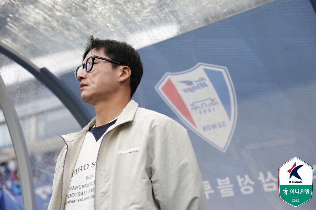 [SPO 현장] ‘조기 승격 확정 가능’ 매직넘버 5 ‘이정효 없는’ 수원, 누구도 라커룸에서 ‘폰’ 보지 않아…“우리 팀의 룰, 한 경기만 목표로 집중할 뿐”